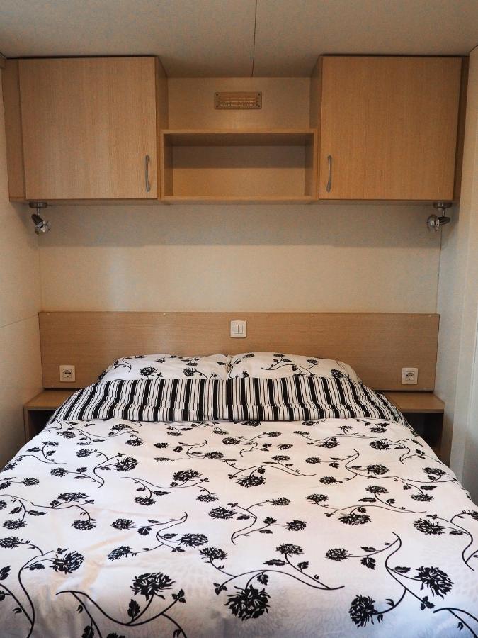 Lux Camp - Mobile Homes In Bi Village Fažana Buitenkant foto