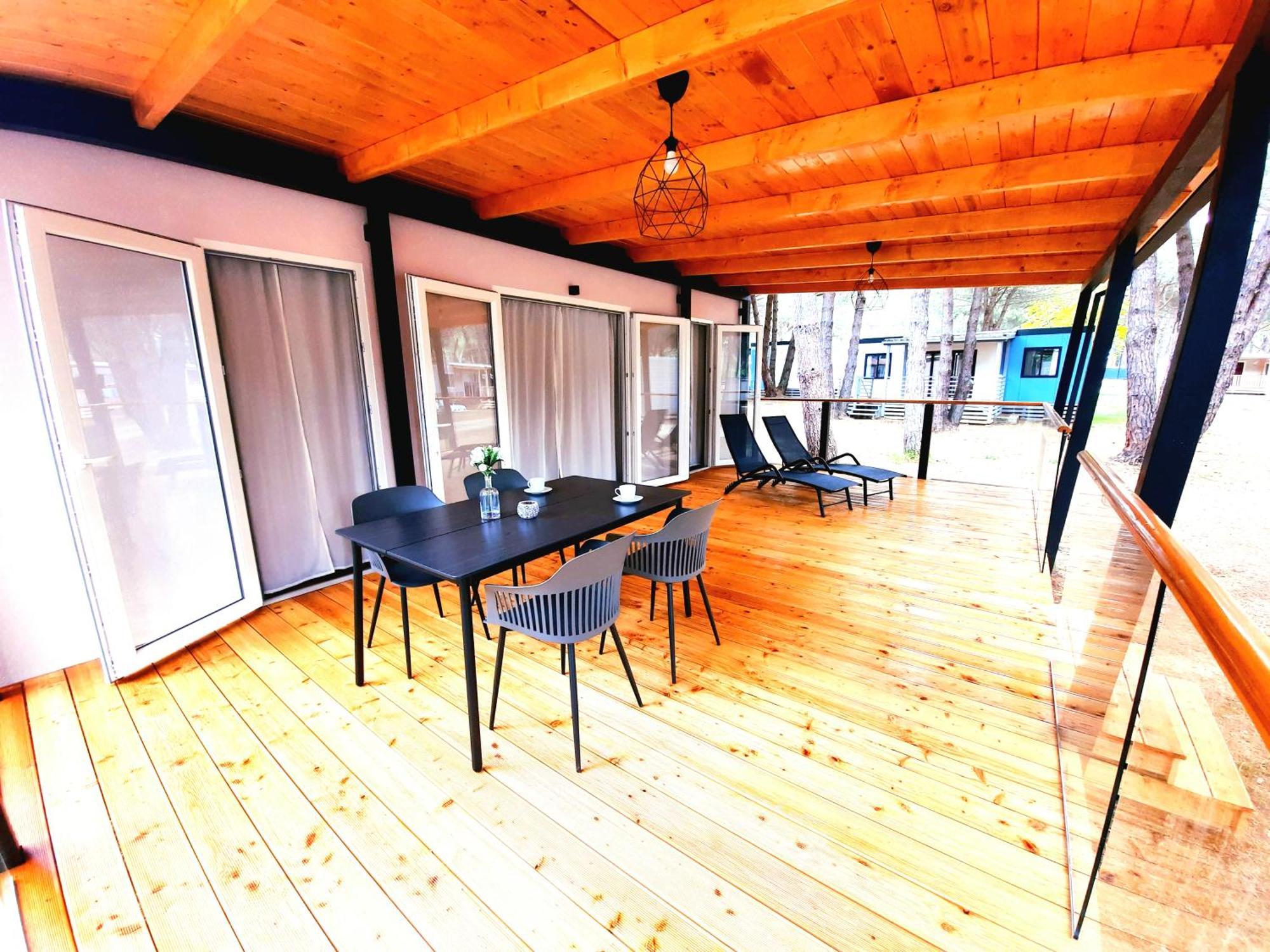Lux Camp - Mobile Homes In Bi Village Fažana Kamer foto