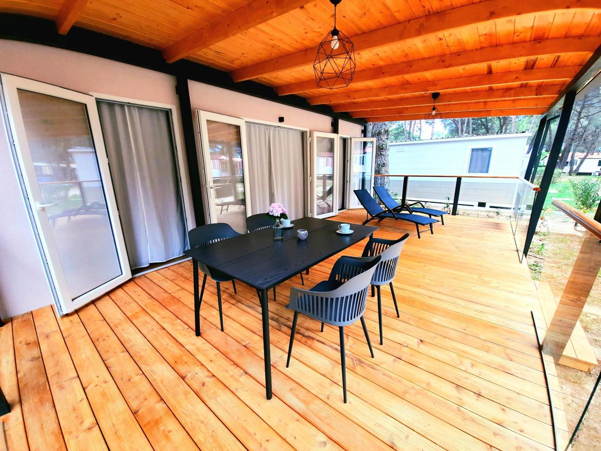 Lux Camp - Mobile Homes In Bi Village Fažana Kamer foto