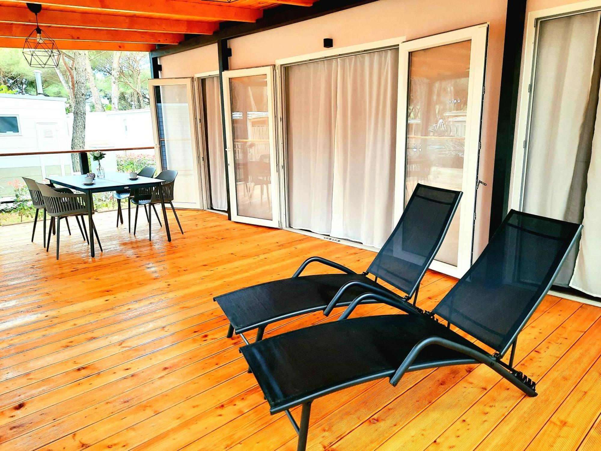 Lux Camp - Mobile Homes In Bi Village Fažana Kamer foto
